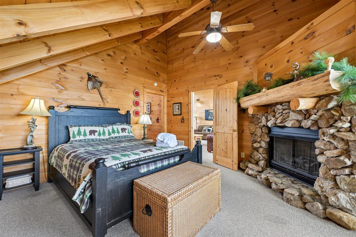 65Bedroom