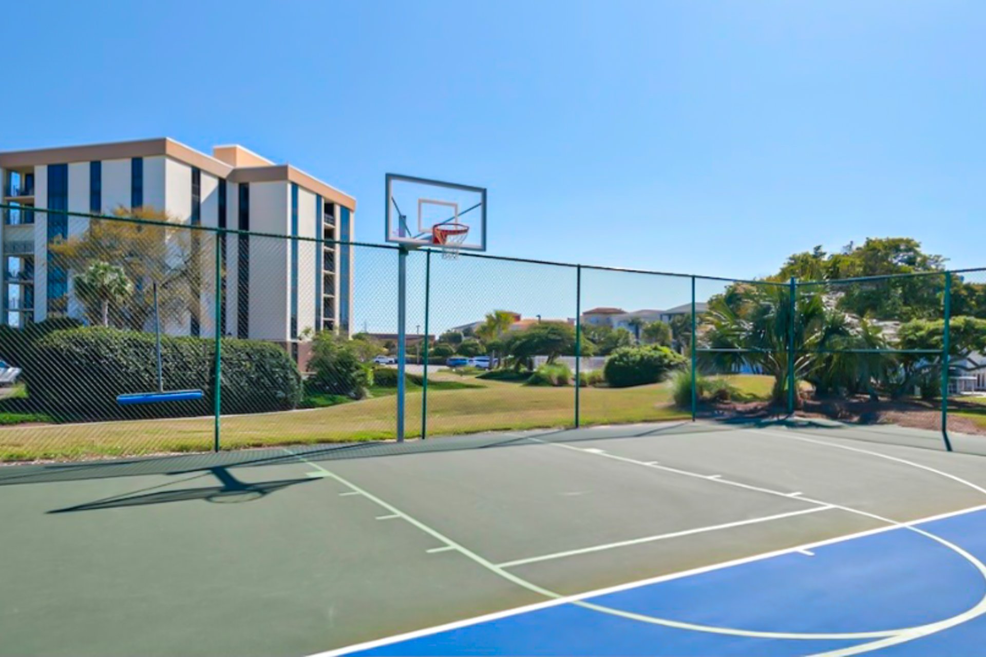 Destination Paradise 51