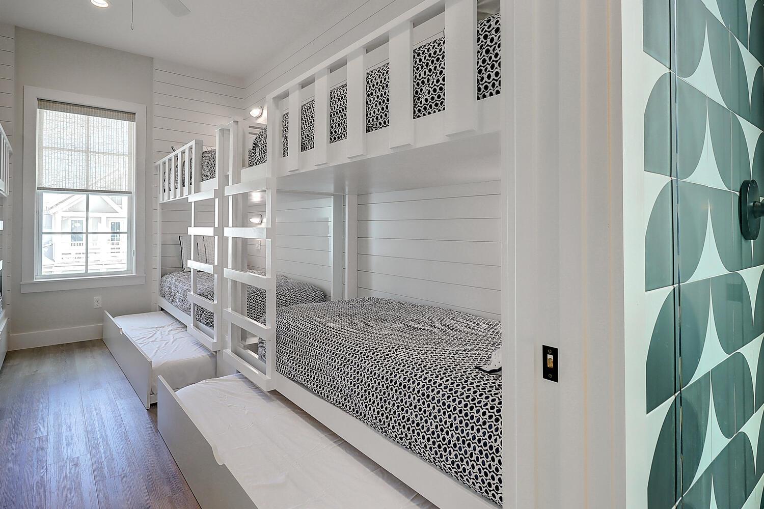 Bunk Room, 3 Sets of Twin Bunk Bed