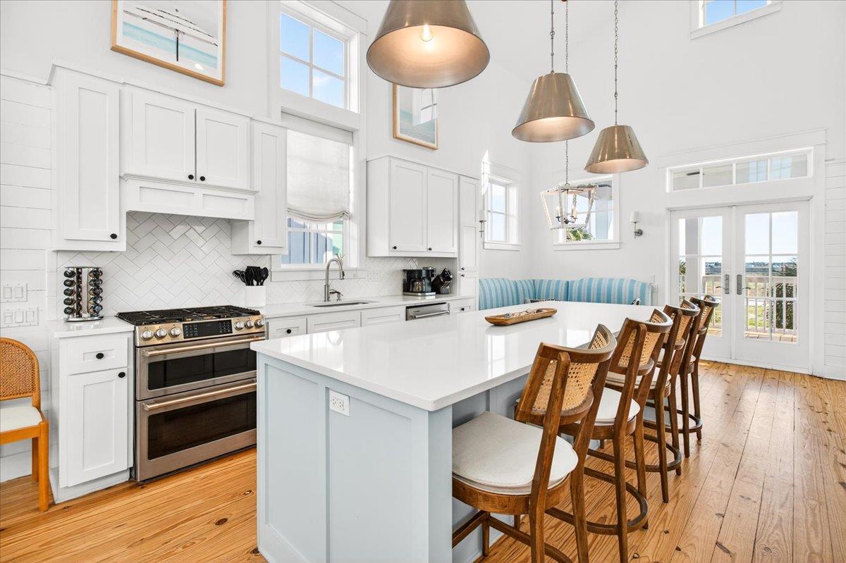 2nd Floor, Kitchen