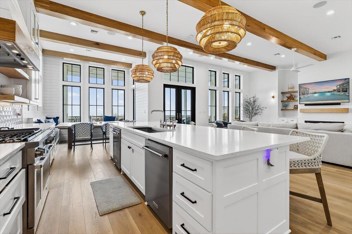 2nd Floor, Kitchen