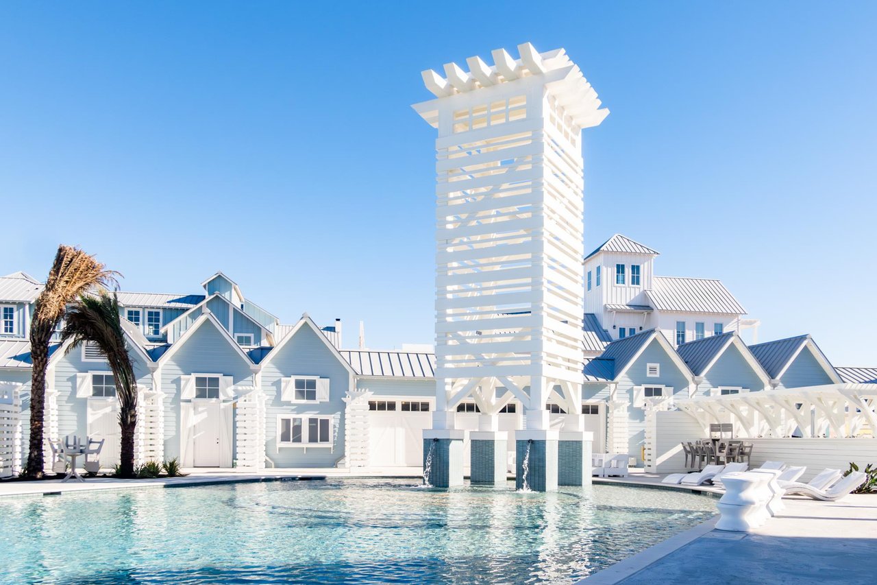 ◆ボーダーズアットバルコニー◆4.2万◆ リゾートフレアトップス◆サックス◆S Splish Splash Family Pool at 'South'
