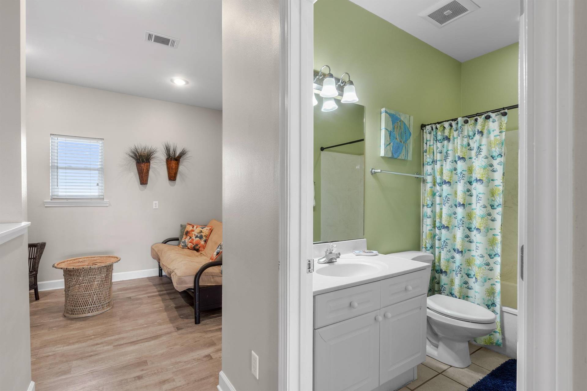 3rd Floor Guest Bathroom