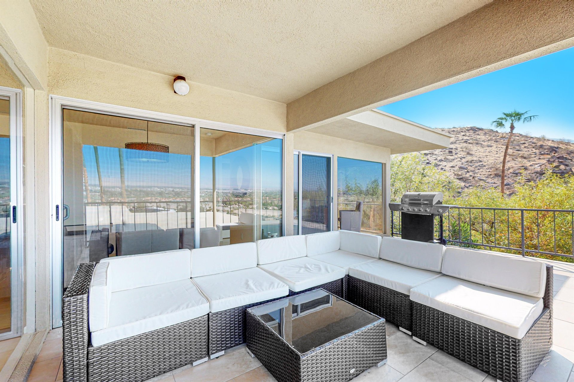 Width1920