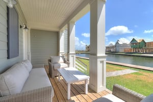 1st Floor Back Patio