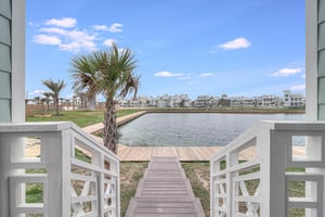 Private Access to Lake Boardwalk, 1st Floor