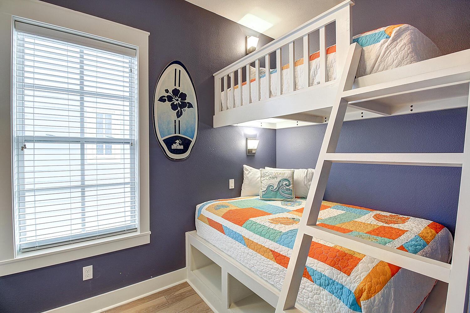 Bunk Room, 1st Floor