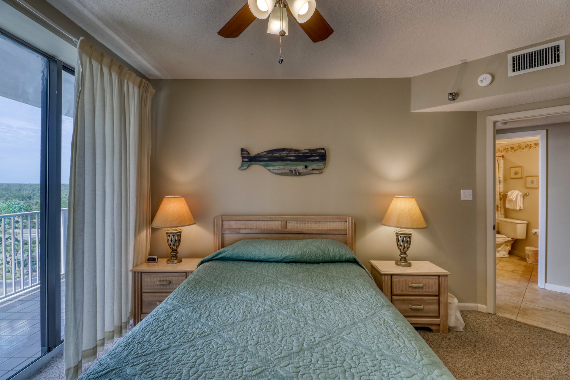 Pelican Pointe 806 15