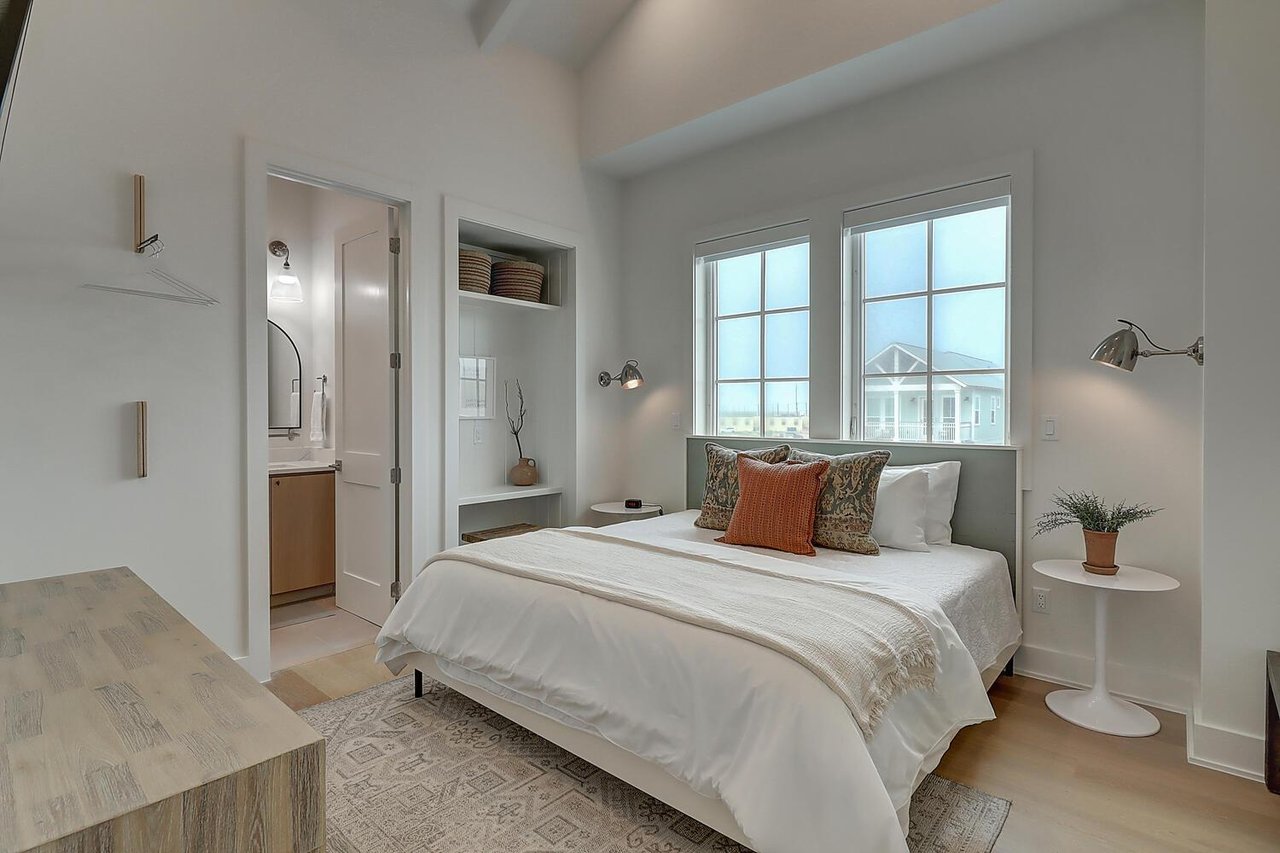 2nd Floor King Suite