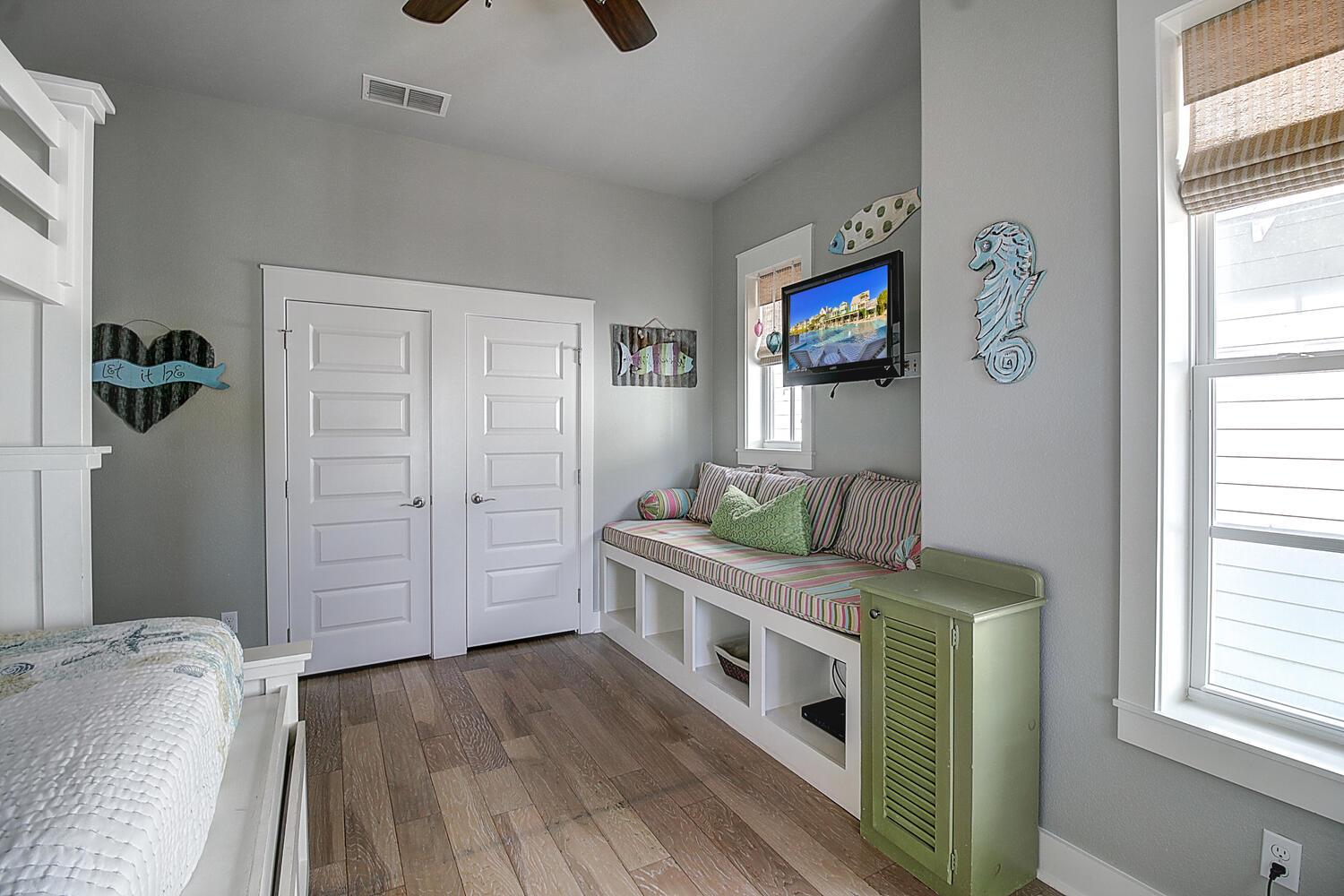 Bunk Room w Trundle Bed, 2nd Floor