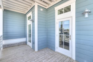 KitchenUtility Room Deck