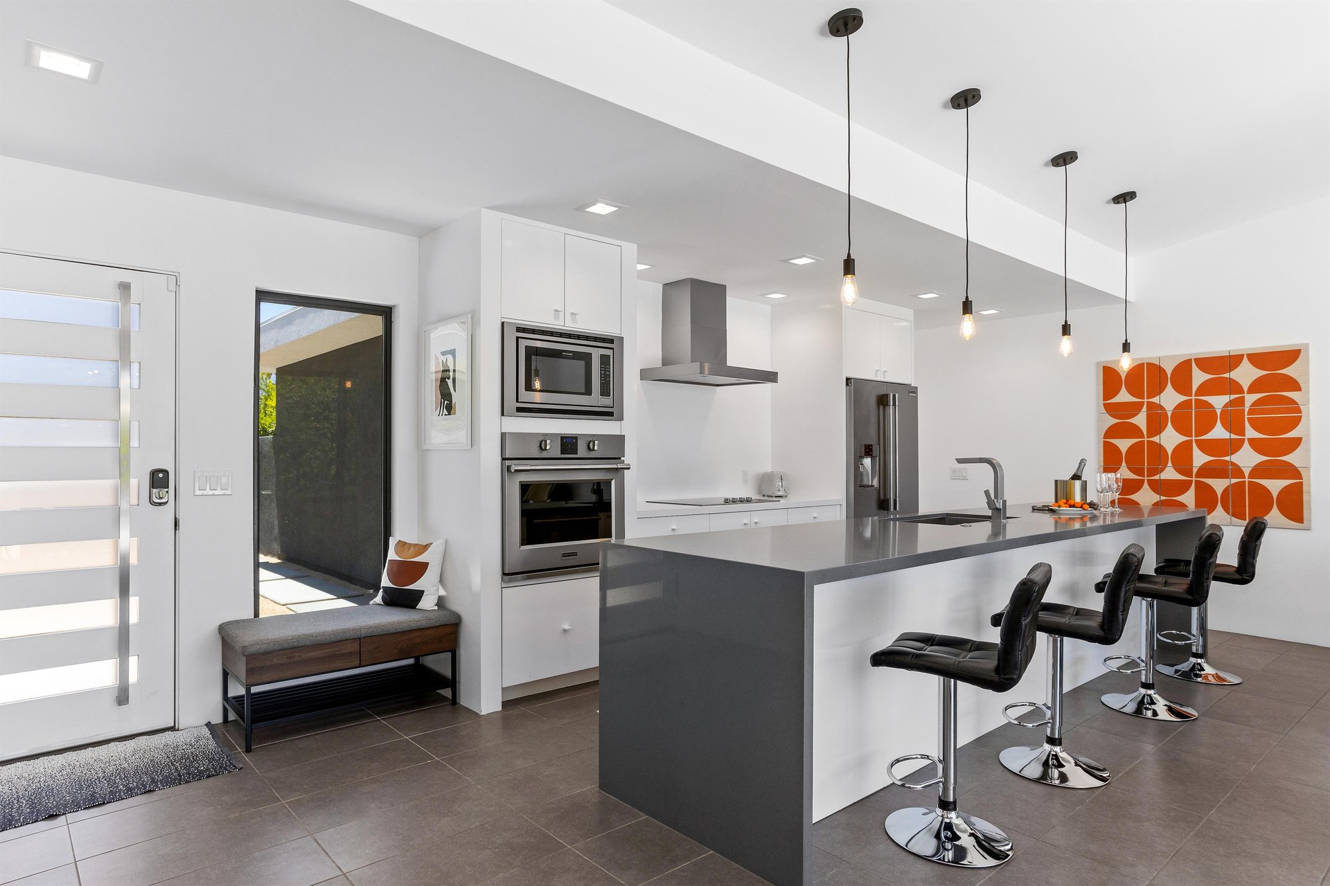 Enjoy cooking together around the beautiful chefs kitchen