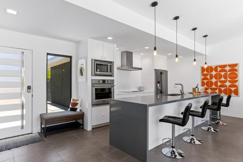 Enjoy cooking together around the beautiful chefs kitchen