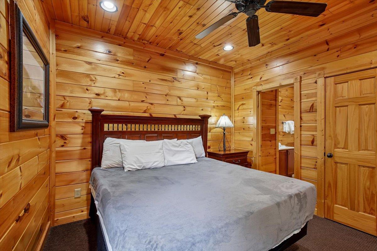 24Bedroom