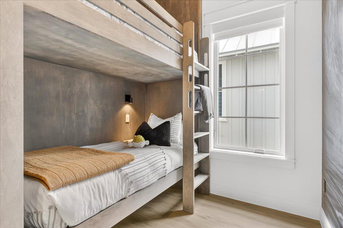 2nd Floor Bunk Room