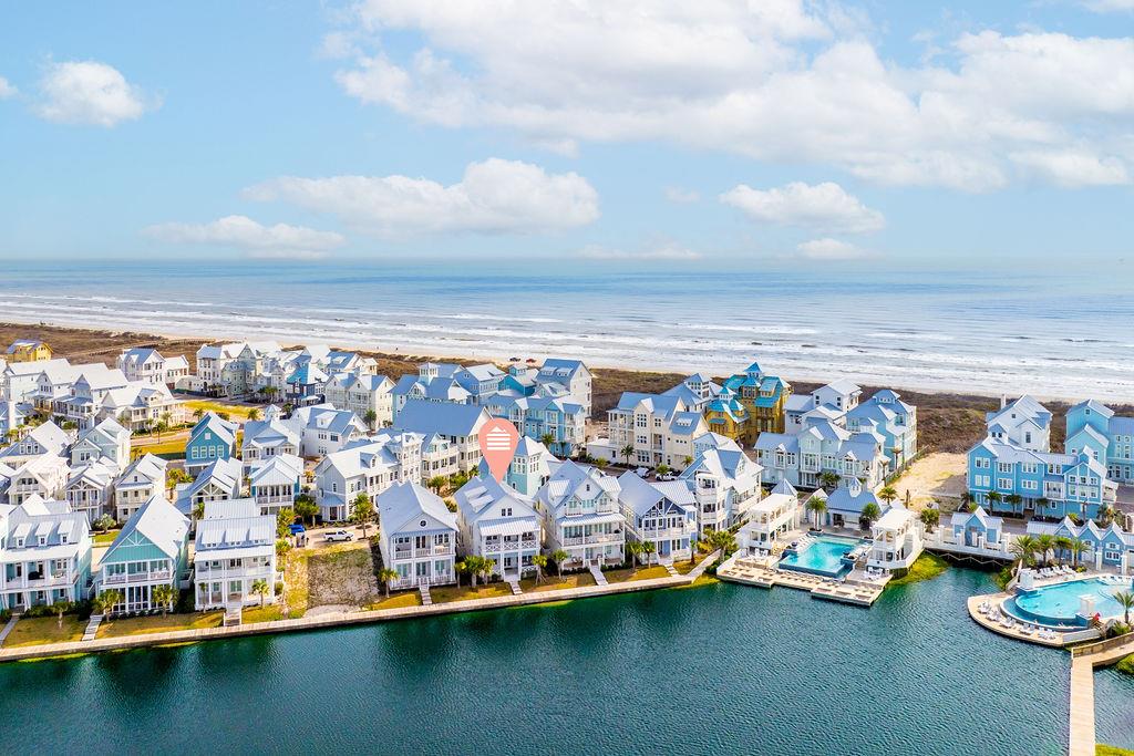 Hello Darlin, Aerial View From The Lakeside