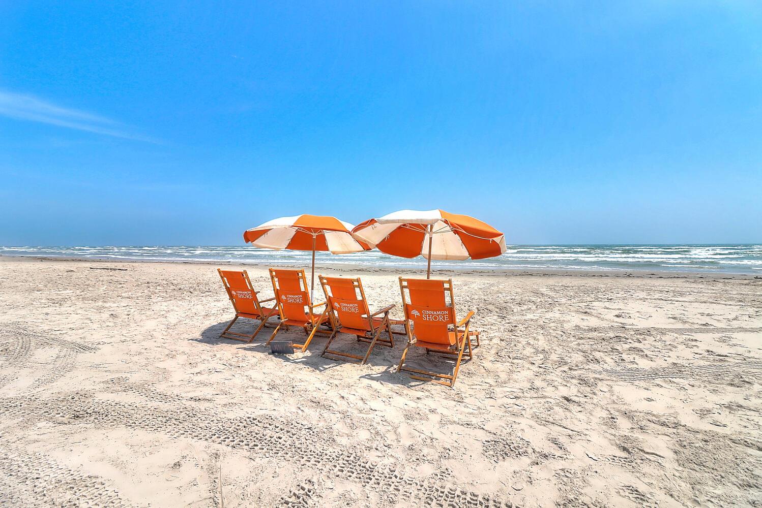Cinnamon Shore Beach Chairs for Rent