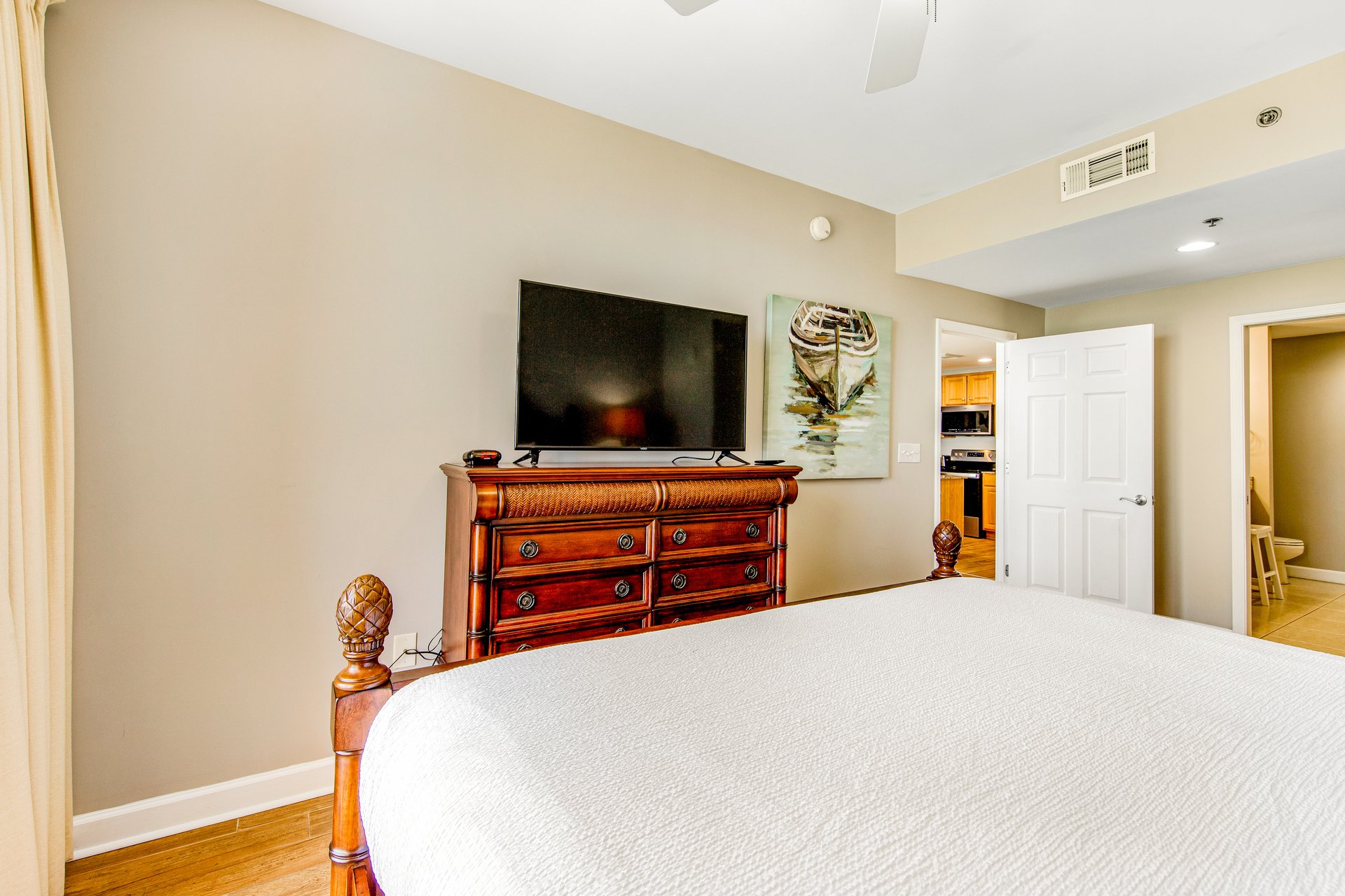 Splash Resort 1101W 20