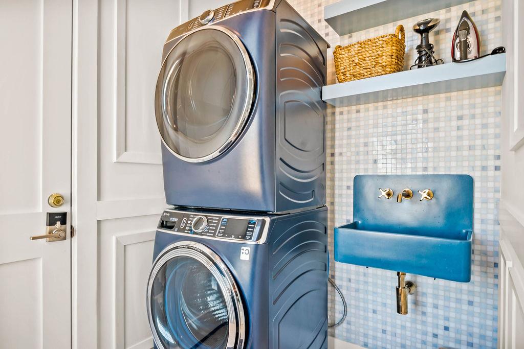 1st Floor, Laundry Room