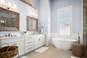 Primary King Bathroom, 3rd Floor