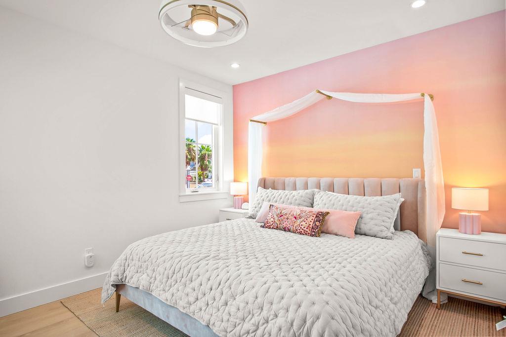 1st King Bedroom, 1st Floor