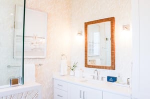 King 3 Ensuite Bathroom, 1st Floor