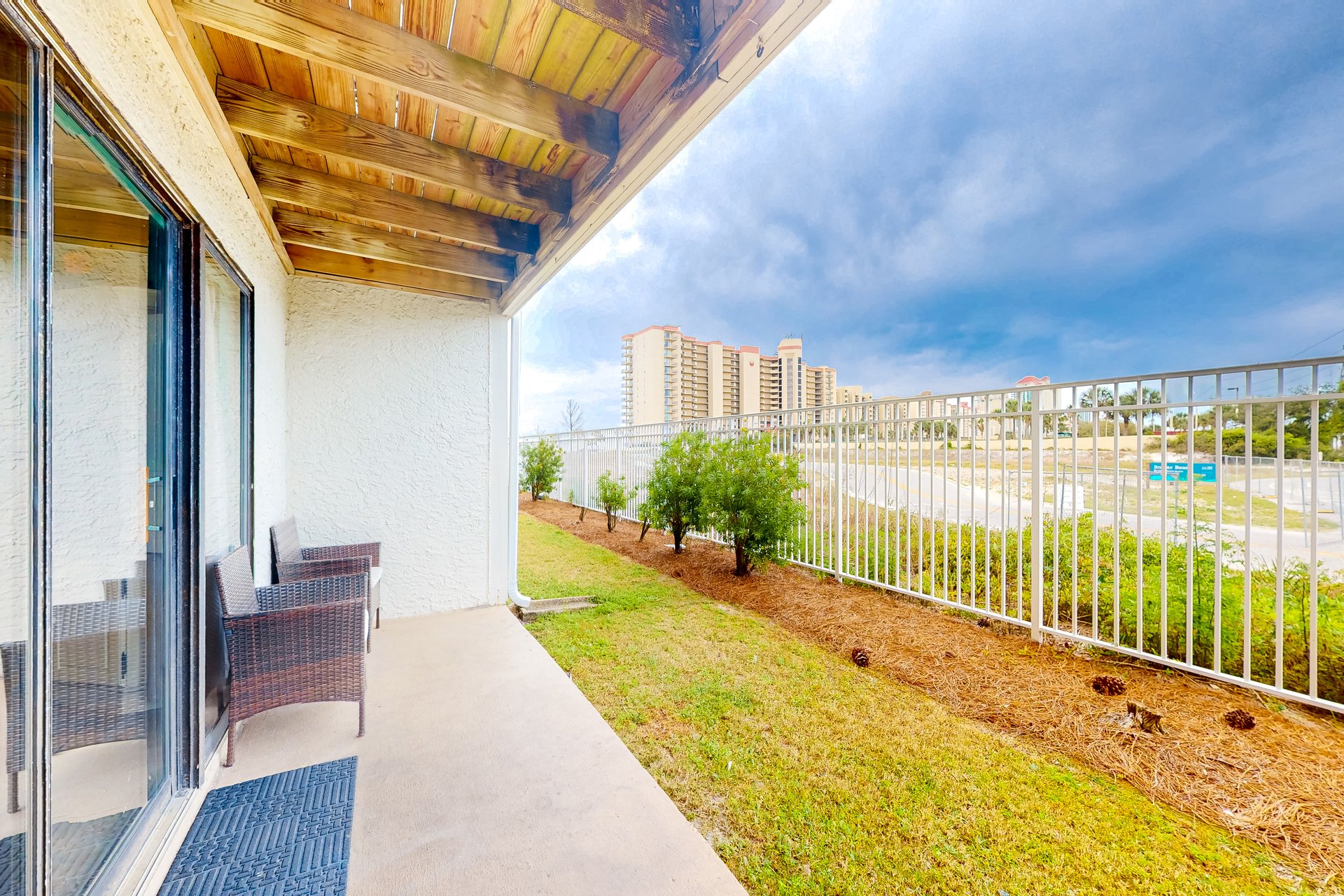 Seaside Beach amp Racquet Club 1114 14