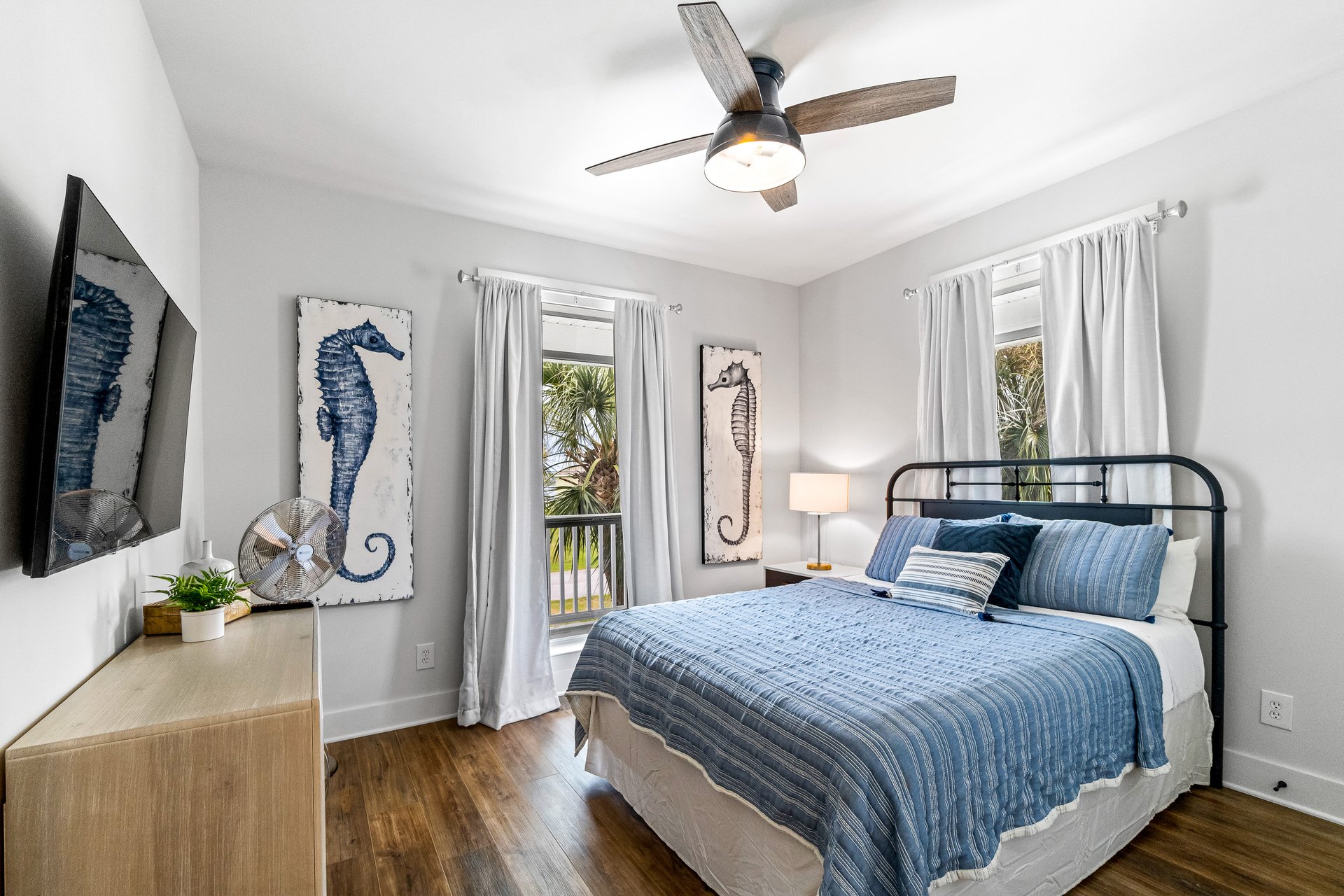 Hideaway on the Bay 14