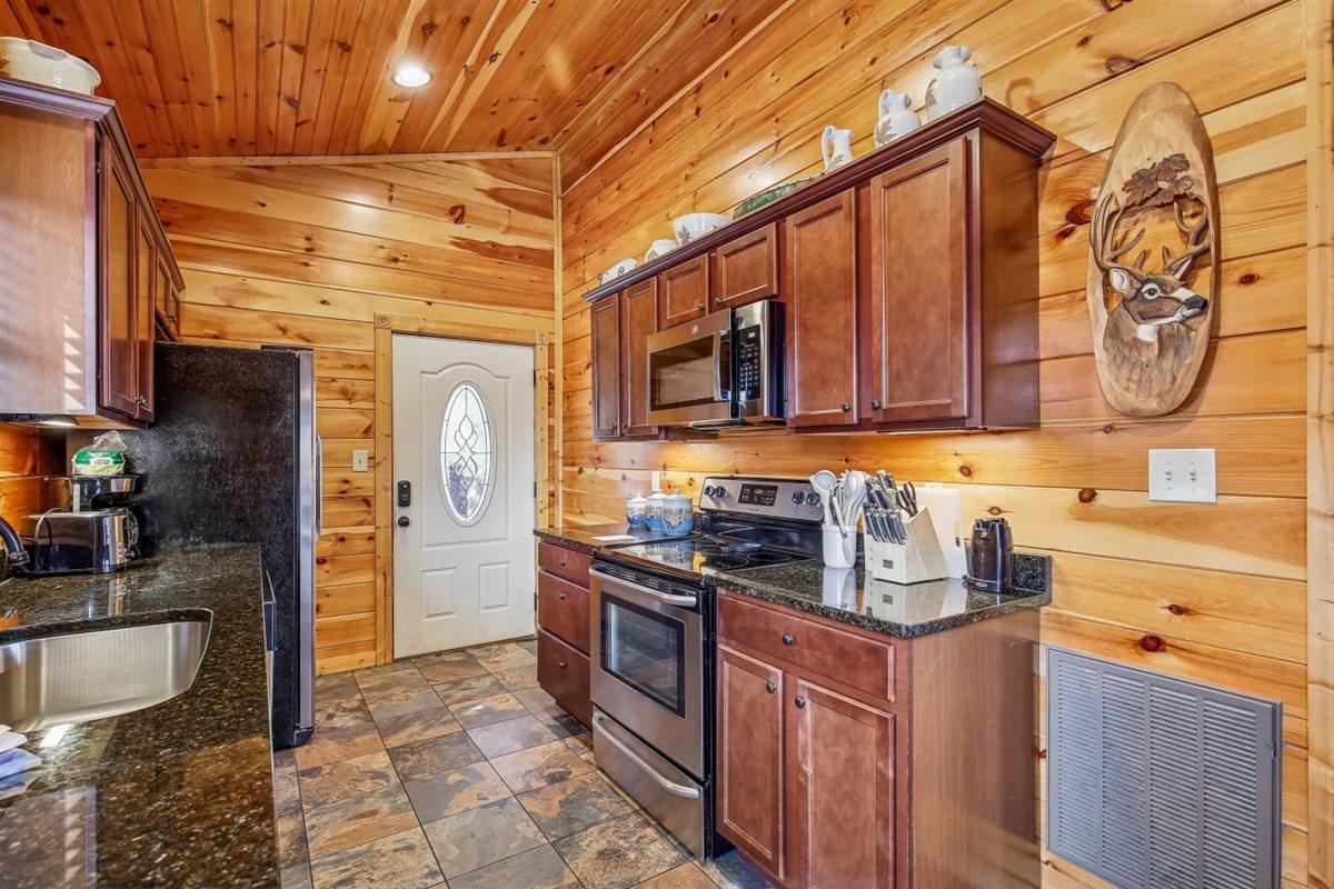 22Kitchen