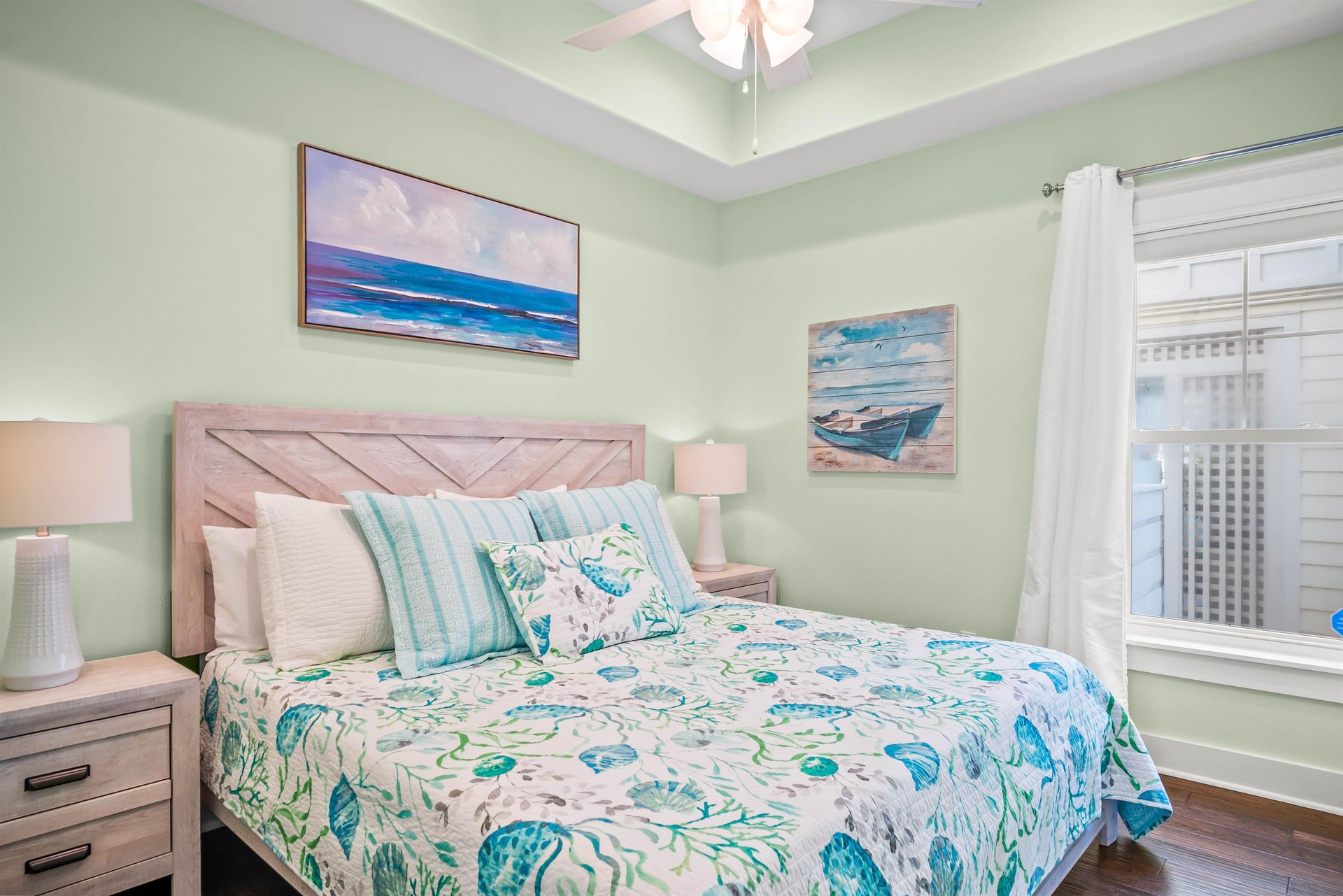 1st King Bedroom, 1st Floor