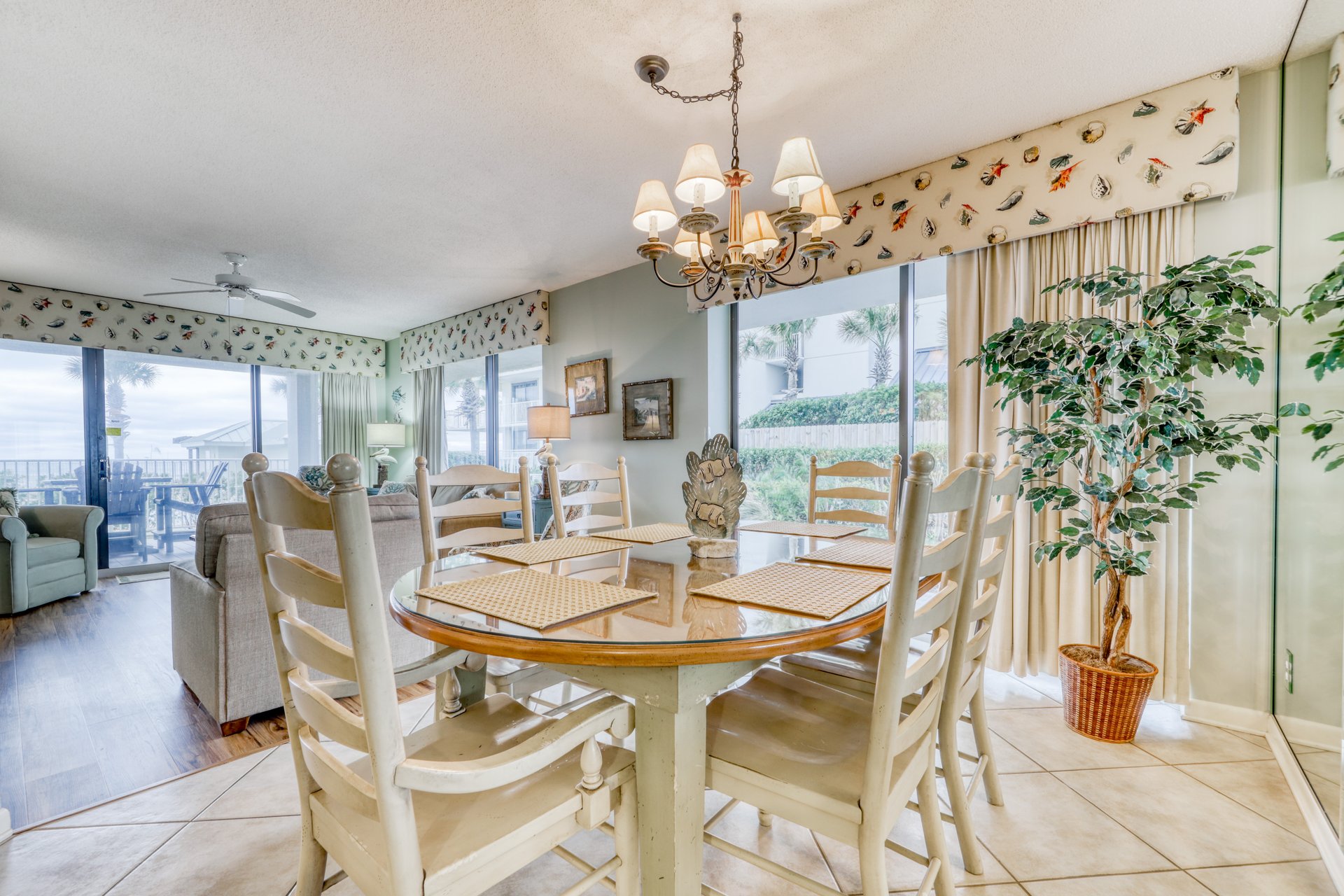 Pelican Pointe 106 10