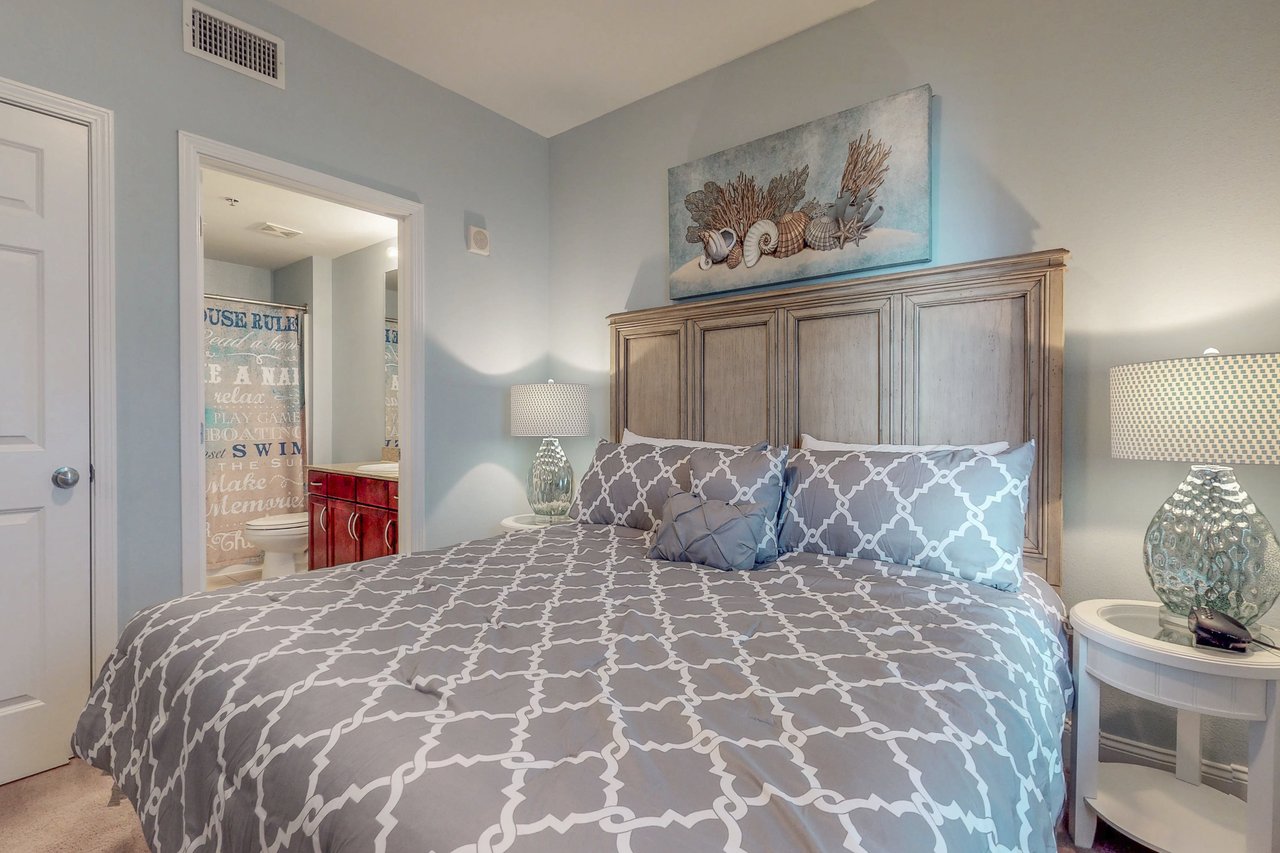 Laketown Wharf 236 4