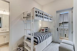 Bunk Room, 2nd Floor