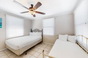 Sunset Cottage 12