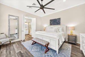 Primary King Bedroom, 1st Floor