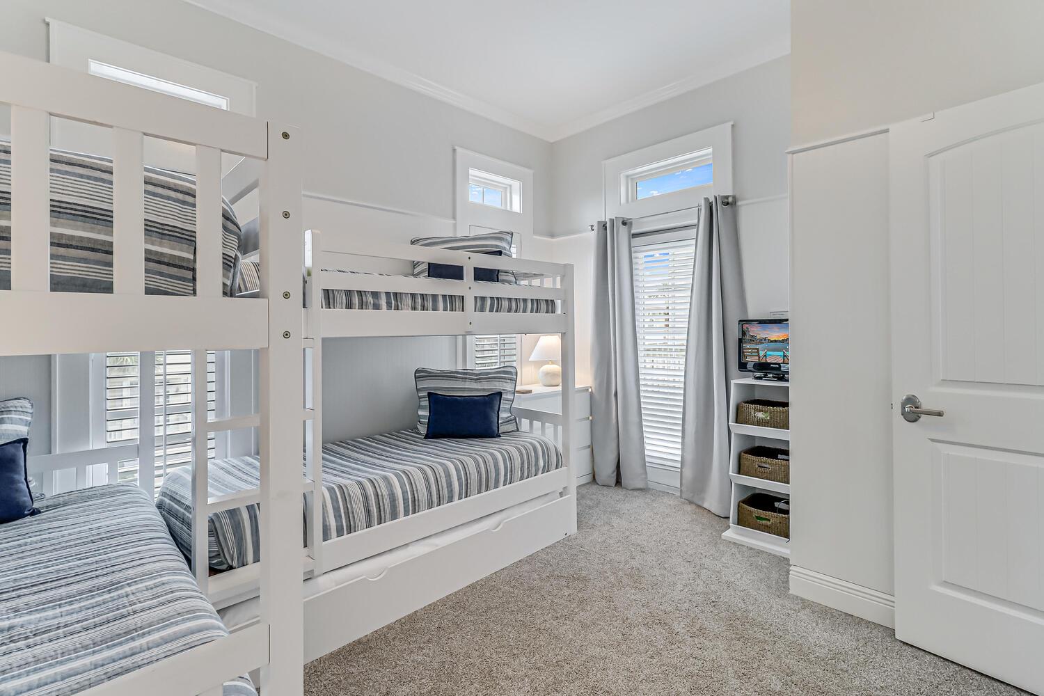 Bunk Room, 2nd Floor