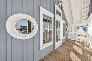 2nd Floor, Double Queen Balcony