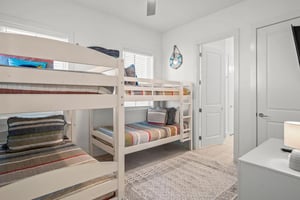 Bunk Room, 1st Floor