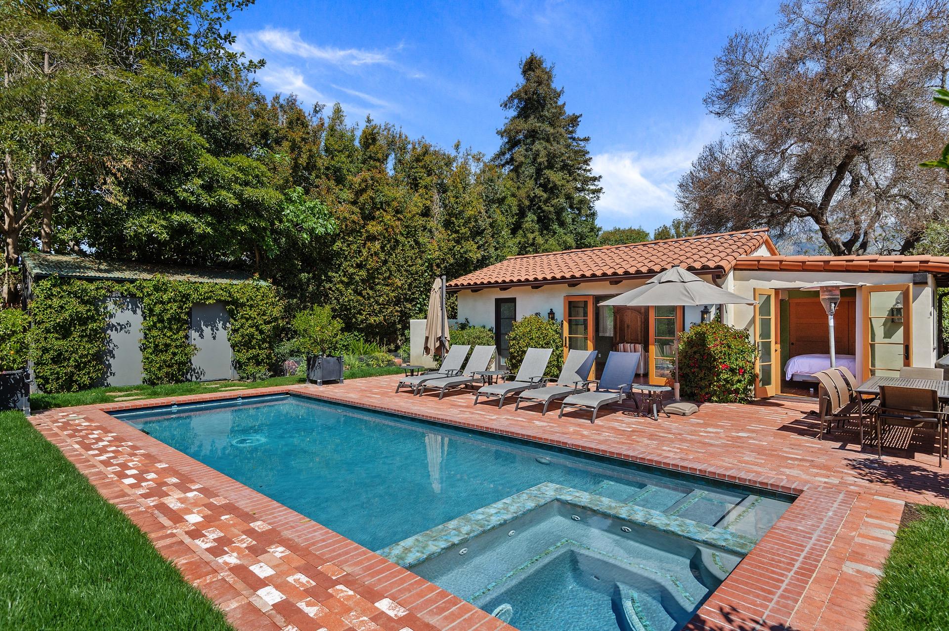 Heated pool