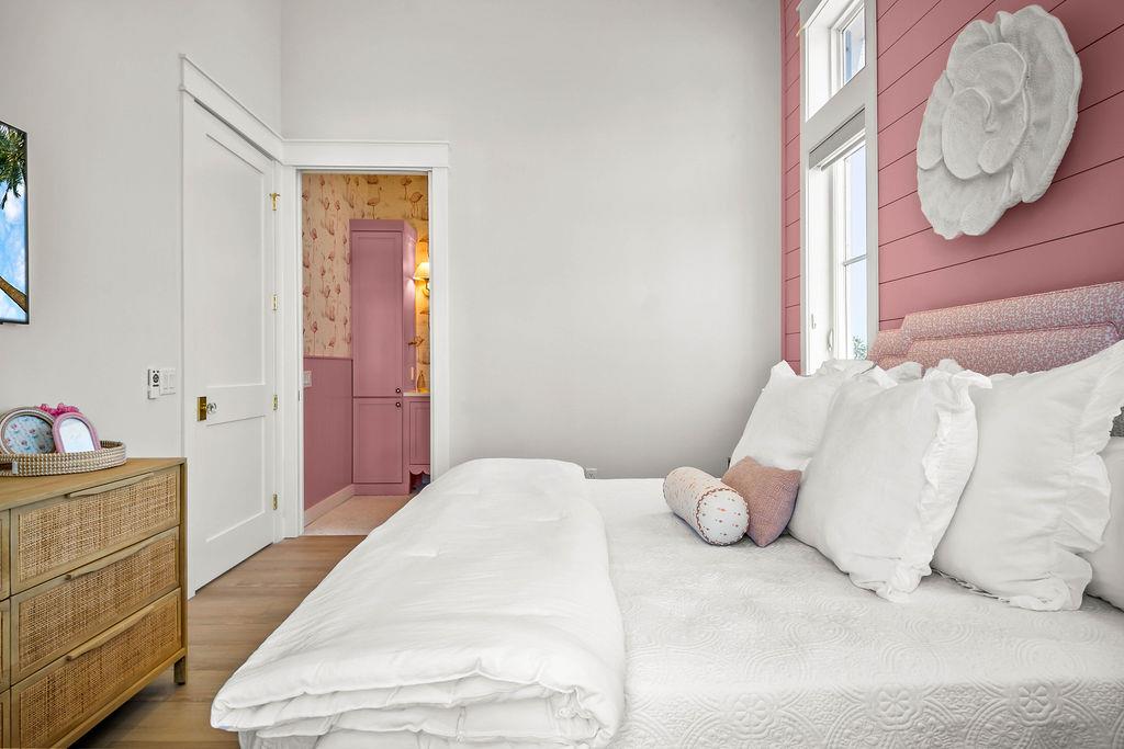 1st Floor, First King Bedroom