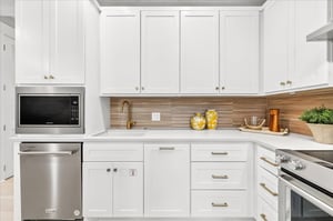 1st Floor, Kitchen