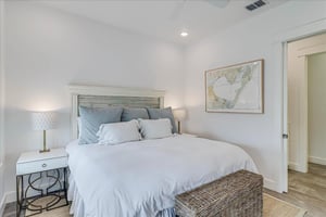 Second King Bedroom, 1st Floor