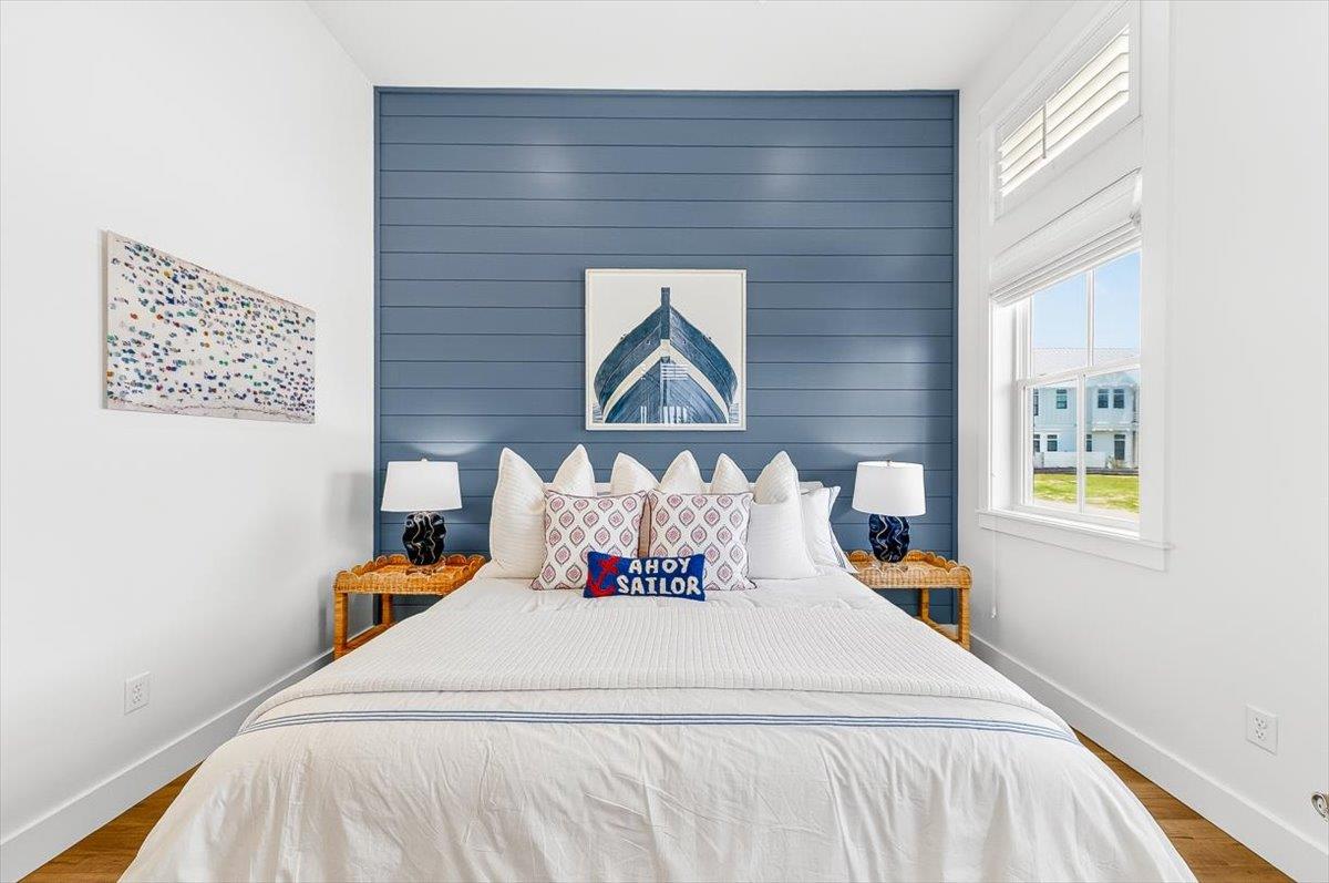 1st Floor, King Bedroom