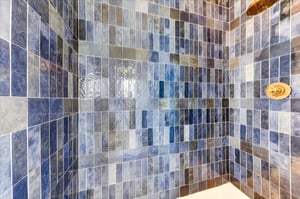 Bunk Bathroom, 1st Floor