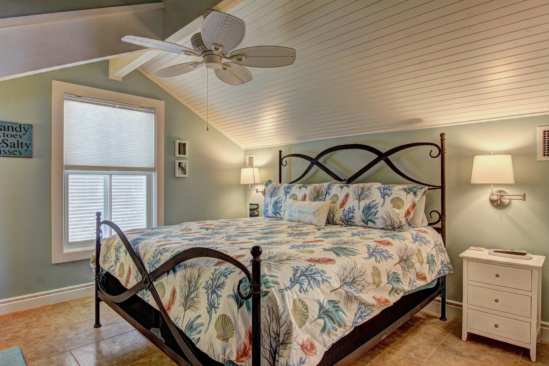 Fourth King Bedroom, 3rd Floor