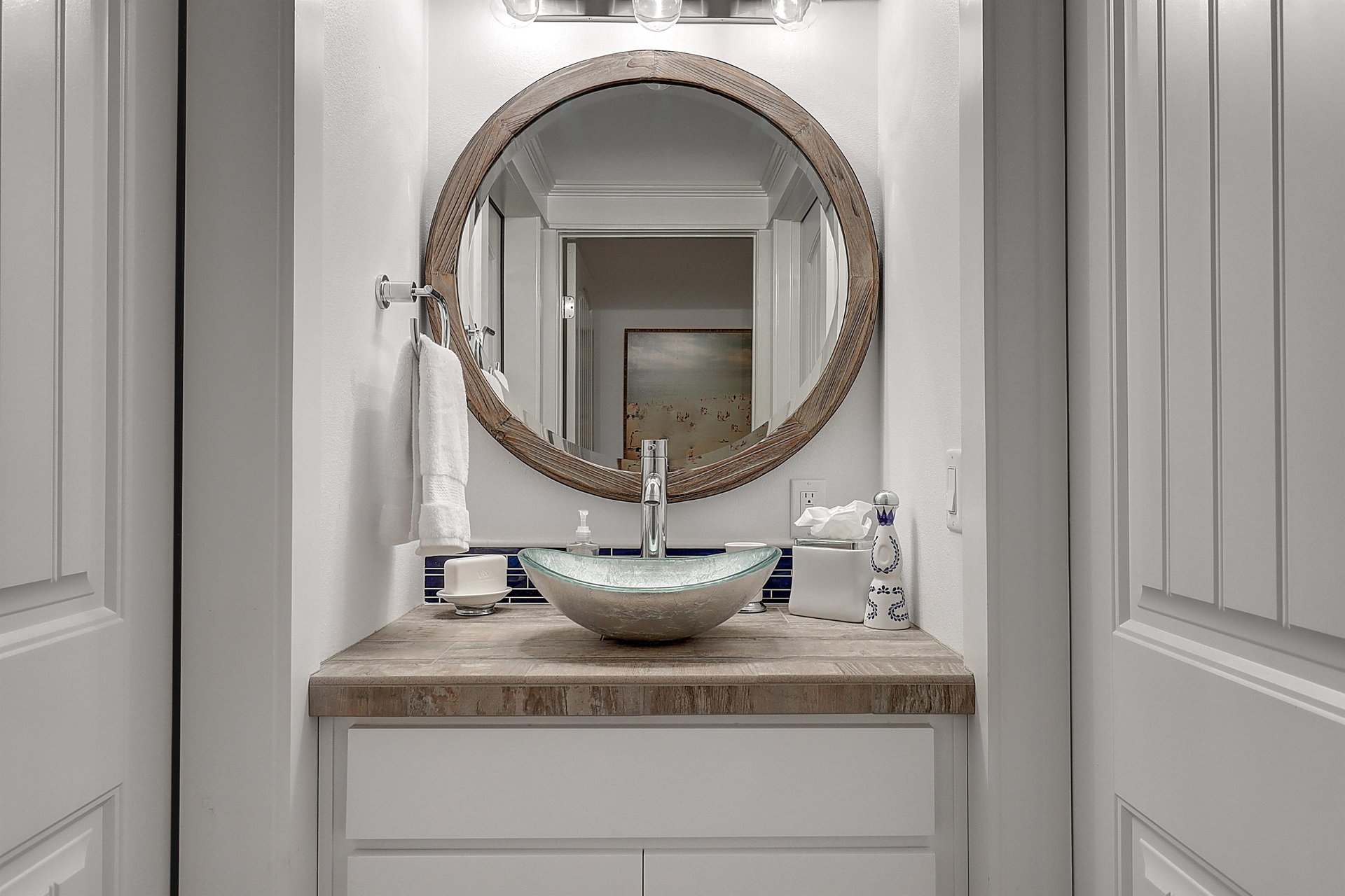 Powder Room, 3rd Floor