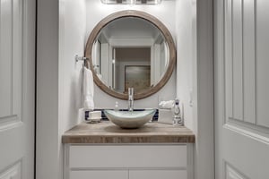 Powder Room, 3rd Floor