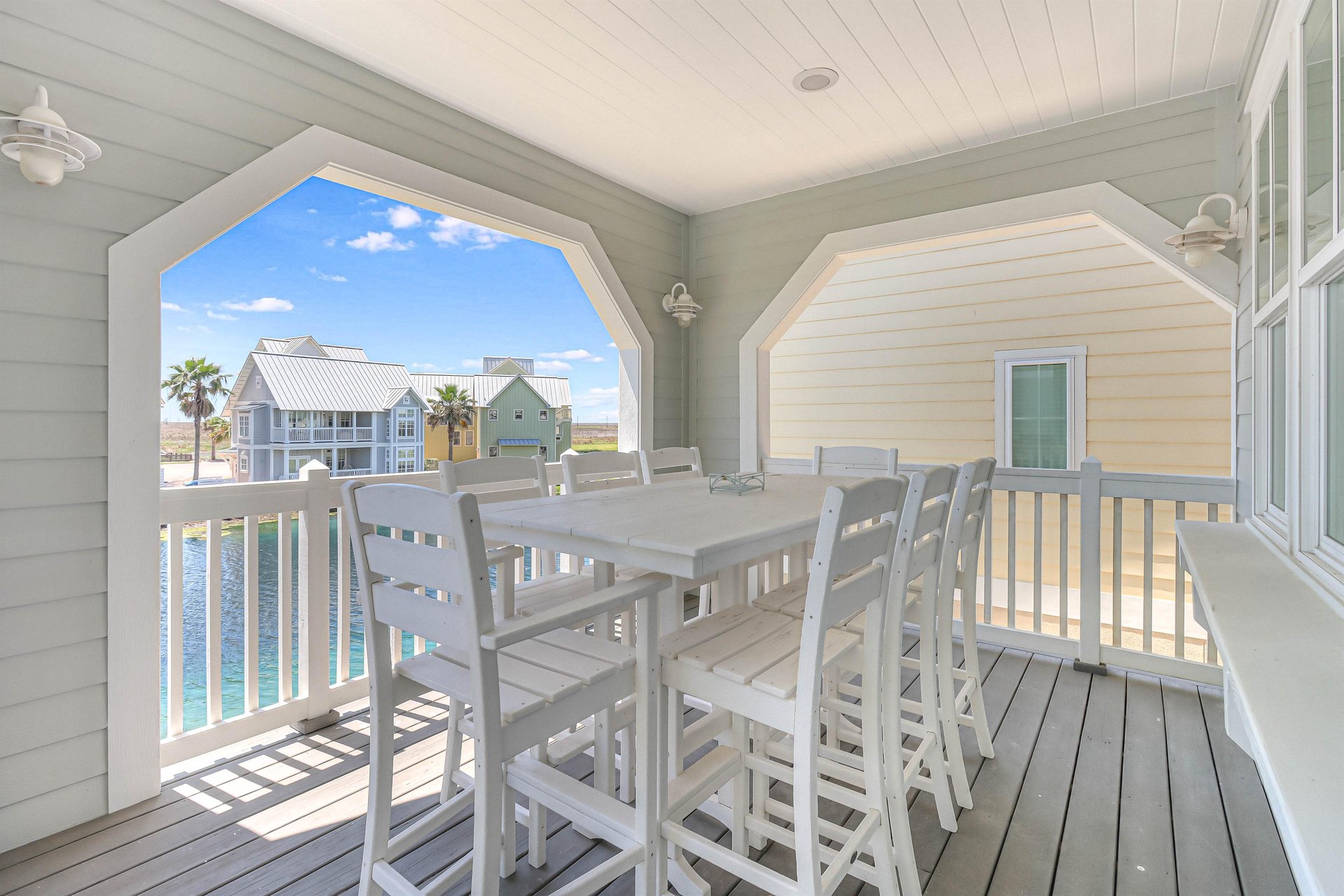 Lakeside Balcony Dining Area, 2nd Floor