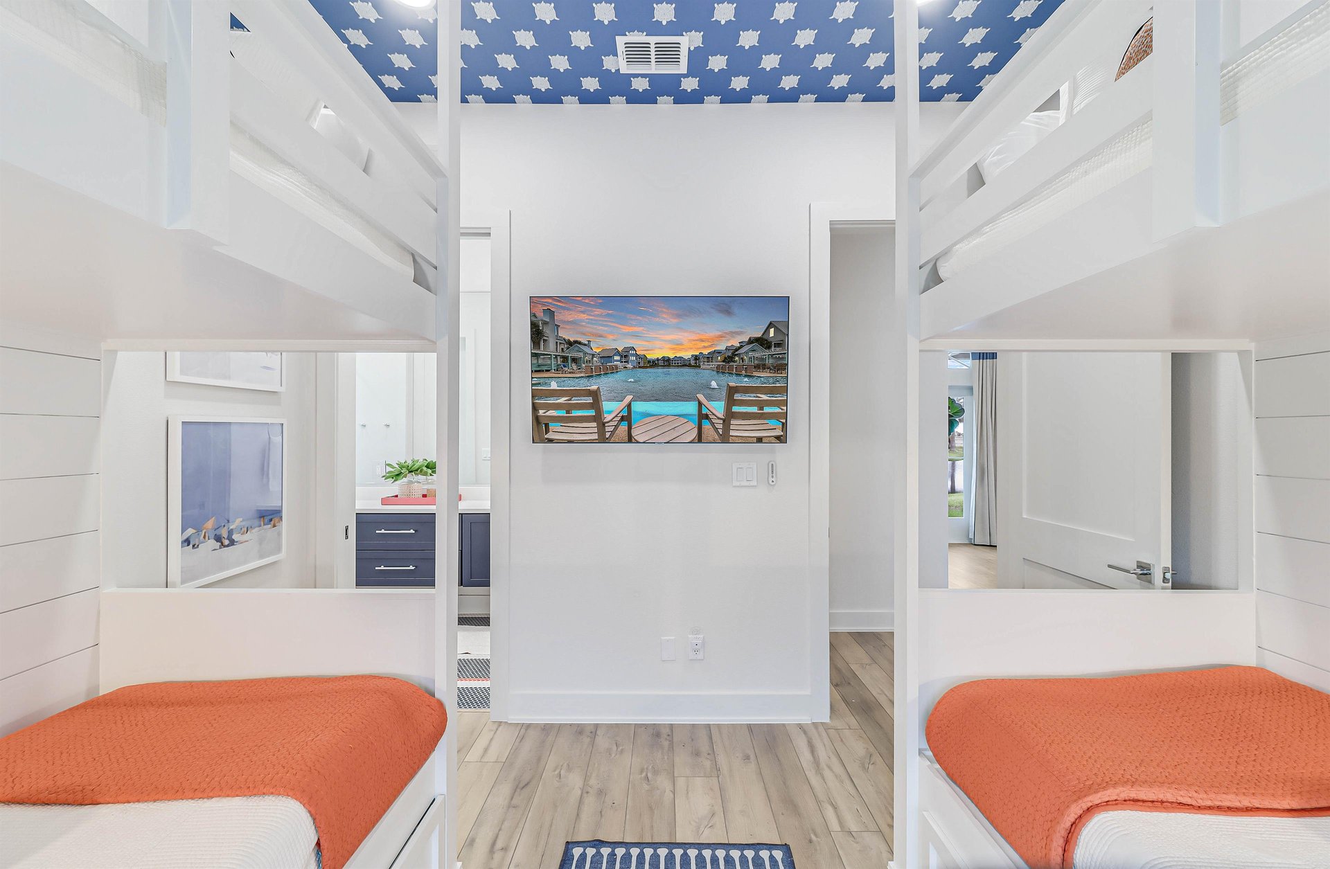 Bunk Room, 1st Floor