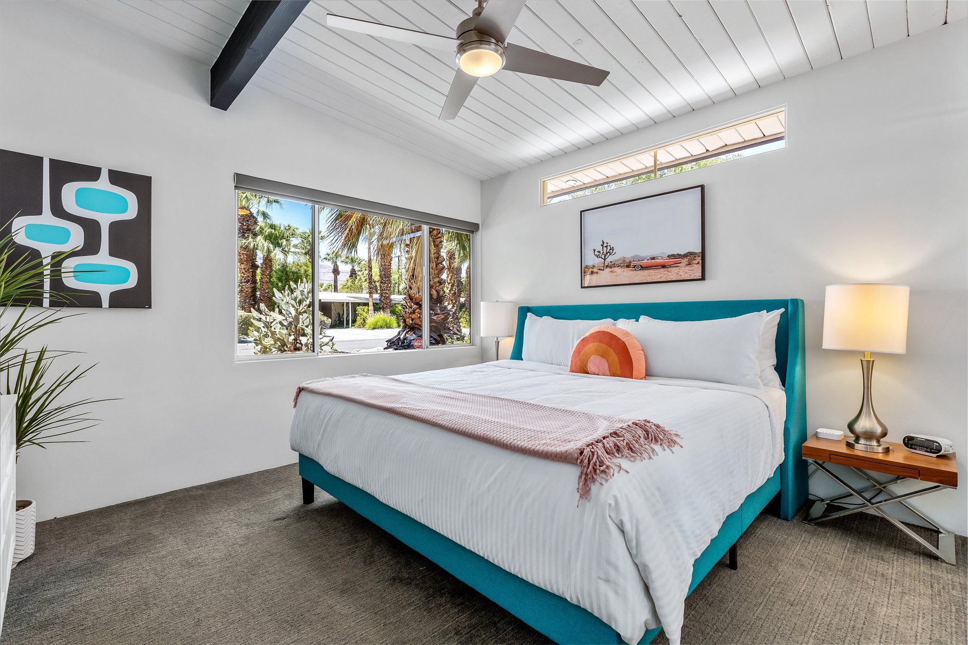 King size bed
